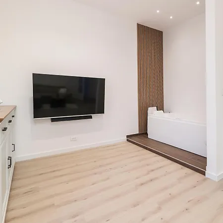Luxury Sonja - With Hot Tub, Near Sea, Free Parking Apartment Opatija