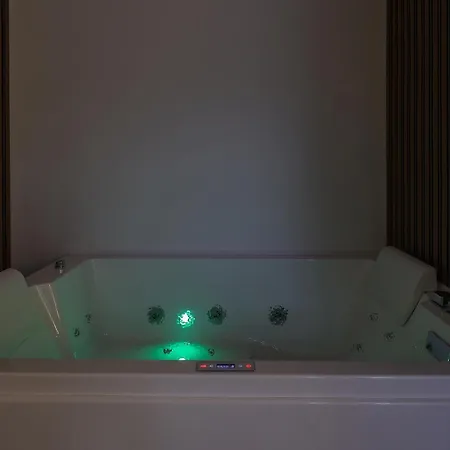 Luxury Sonja - With Hot Tub, Near Sea, Free Parking Opatija