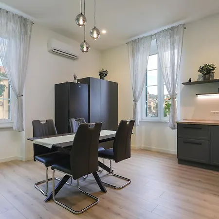 Luxury Sonja - With Hot Tub, Near Sea, Free Parking * Opatija