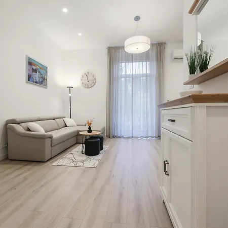 Luxury Sonja - With Hot Tub, Near Sea, Free Parking Apartment Opatija